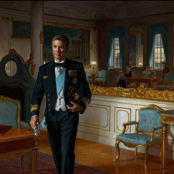 Kruununprinssi Frederik 50 vuotta: Uudessa muotokuvassa ovelasti perhe mukana! Tanskan kruununprinssi Frederik