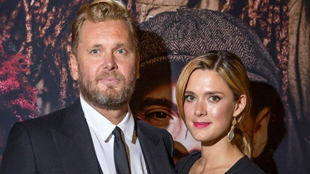 Antti Jokinen ja Krista Kosonen menivät naimisiin - synttärit muuttuivat yllättäen hääjuhlaksi! Antti Jokinen ja Krista Kosonen