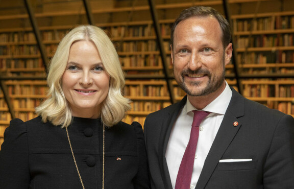 Haakon lähtee Ruotsin-vierailulle ilman Mette-Maritia.