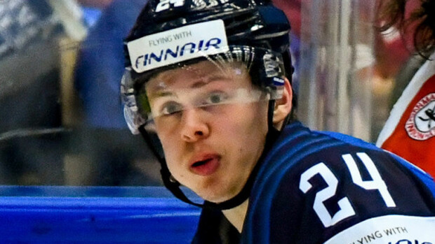 Leijonien joukkueenjohtaja yllättyi Kasperi Kapasen ryyppyreissusta kesken MM-kisojen: 'Pitää katsoa, aiheutuuko kurinpidollisia toimia!' Kasperi kapanen