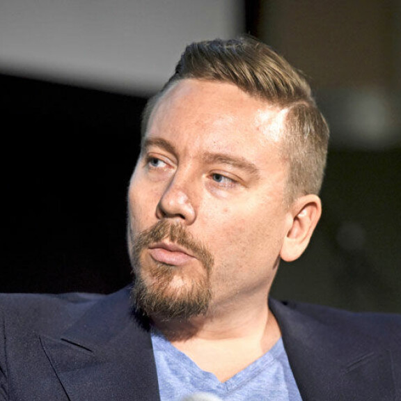 Paavo Arhinmäeltä pysäyttävä somepäivitys viime yönä tapaturmassa kuolleesta Perttu Häkkisestä: 'Eilen illalla joimme siiderit ja puhuimme kesästä ja lapsista' Perttu Häkkinen