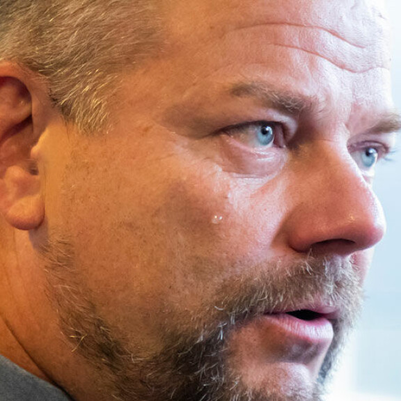 Jari Sillanpää puhkesi itkuun oikeudessa: näin kauan hän on ollut ilman huumeita – kuvat kohulaulajan kyynelistä! sillanpaa