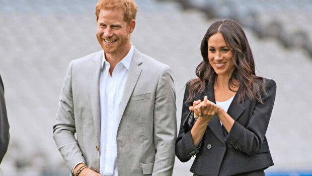 Prinssi Harryn ja Meghanin salattu häälahja kuningatar Elisabetilta paljastui: hulvattoman hulppea ökyhuvila – kuva! Prinssi Harry ja Meghan Markle saivat hulppean häälahjan.