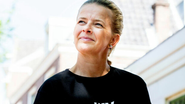 Hollannin prinsessa Mabel osallistui aids-kulkueeseen 'hiv-positiivinen'-paita päällä – kuva! Prinsessa Mabel osallistui kulkueeseen.