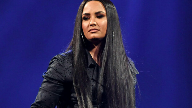 Demi Lovato retkahti huumeisiin ja veti yliannostuksen – näin hengenvaarallinen ilta ja yö etenivät! Demi Lovato
