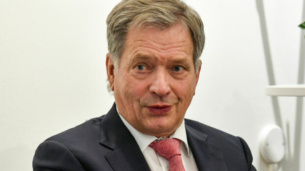 Oho, Sauli Niinistö yllätti kaikki Helsingin merikylpylässä - vierailu aiheutti 'pienen paniikin': 'Hommat kuulemma luistaneet aika hyvin' - kuvat! Sauli Niinistö