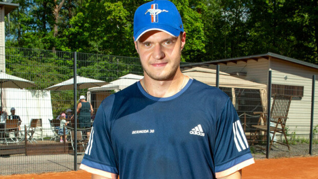 NHL-tähti Aleksander Barkov viihtyy kesät Tampereella – vain yksi syy poistua kaupungista! Aleksander Barkov viihtyy Tampereella.