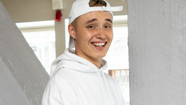 Isac Elliot teki merkittävän muutoksen urallaan: sopimus suomalaisen huippumanagerin kanssa - 'Hän on Suomen paras!' Isac Elliot
