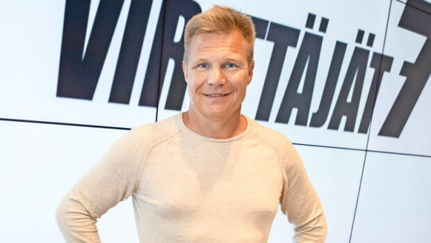 Ex-formulakuski Mika Salo matkustaa yli 200 päivää vuodessa – ”Minulla ei ole koskaan ollut arkielämää!” Mika Salo matkustaa paljon työnsä takia.