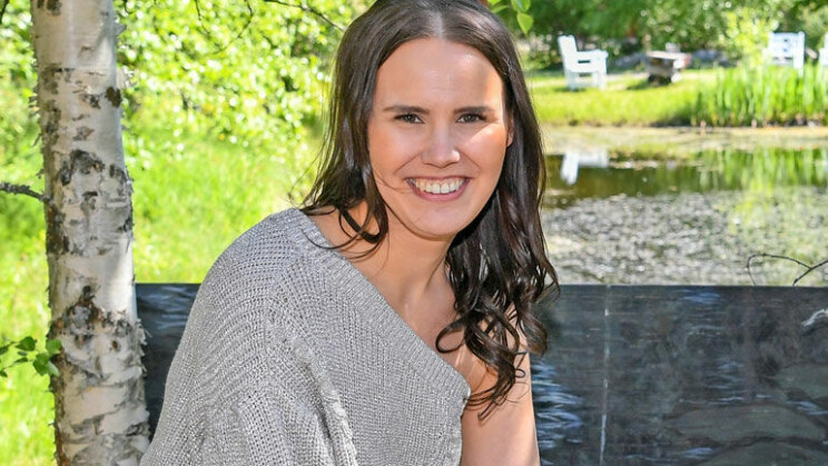 Anne Mattilalla on oma kappeli: ”Hääpaikka valmiina!” Anne Mattila esitteli kappelinsa.