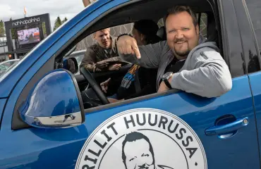 Uusi Grillit huurussa -juontaja Sami Hedbergin jättiannoksesta: ”Tuon kun syöt, lähtee henki!” Kuvat!