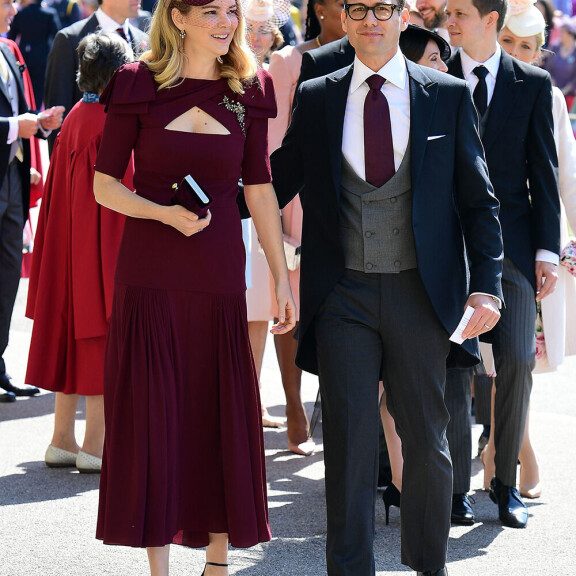 Suomalainen Santtu Seppälä saapui prinssi Harryn ja Meghan Marklen häihin – rinnalla amerikkalainen näyttelijä-vaimo ja Suits-sarjan tähdet! suits