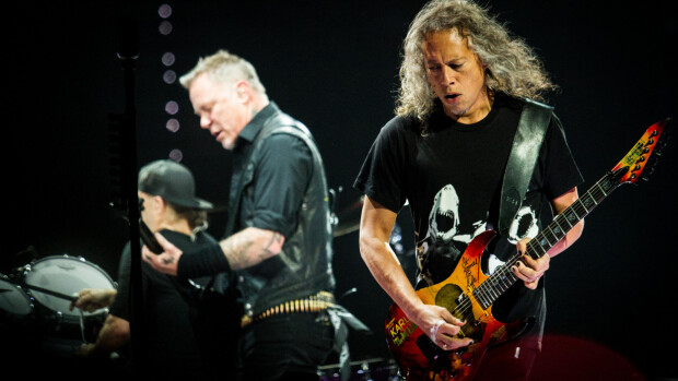 Metallica järjesti hurjat salabileet Helsingissä: Varasi ydinkeskustan yökerhon kokonaan käyttöönsä - kuvat! Metallica James Hetfield