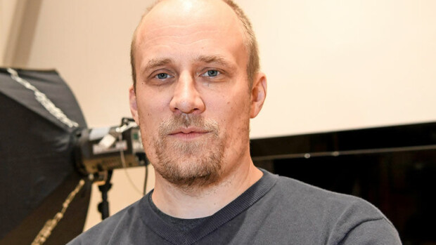 Ex-NHL-tähti Sami Salon tulot romahtivat: myy ökyautoaan päätähuimaavalla hinnalla – kuva! Sami Salo myy autoaan.