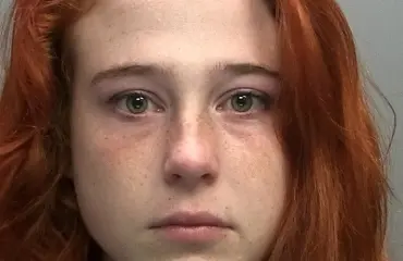 Seksiä varten klovniksi itsensä meikannut 19-vuotias nainen puukotti rakastajaansa kesken aktin - 11,5 vuoden vankeus!