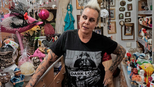 Wilma Schlizewski täyttää 60 vuotta – takana eroja, syöpä ja ikäkriisi! ”Tässä sitä vaan mennään!” Wilma Schlizewski täyttä 60 vuotta.