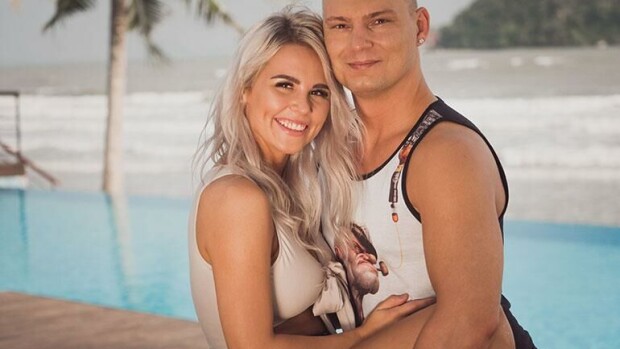 Eve rikkoi jälleen rajoja Temptation Island Suomessa: ”Dani pyysi viimeisenä iltana yhdessä, etten tekisi näin!” dani ja kalle
