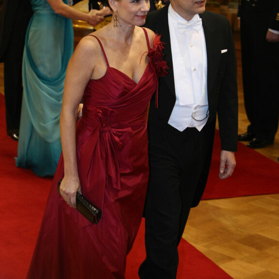 Jussi-palkitulle näyttelijälle lopullinen ero - avioliitto kesti 12 vuotta! Mari ja Teijo