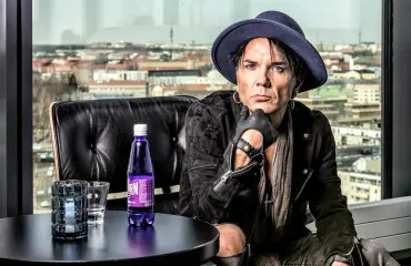 Rumpali Jussi69 on ollut kahdesti lähellä menettää henkensä – on nyt sinut kuoleman kanssa: ”Onneksi en kaksikymppisenä ruvennut asuntosäästäjäksi!” 