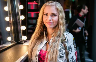 Oho, X Factorista pudonnut Tonia Tähtikumpu julkaisi jo ensimmäisen singlensä: Kilpailu oli henkisesti raskas matka!
