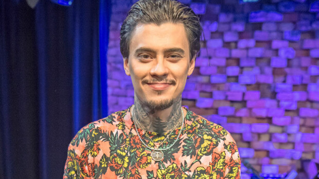 Mikael Gabriel myy öky-Mersunsa: Hintapyyntö 149 000 euroa – kuva! Mikael Gabriel myy autonsa.