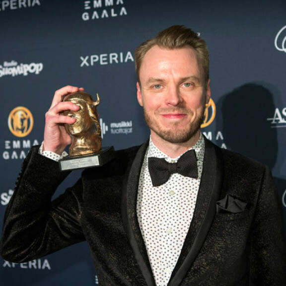 Laulaja muutti puolisonsa Jukka Immosen kanssa saman katon alle viime kesänä. Laulaja muutti puolisonsa Jukka Immosen kanssa saman katon alle viime kesänä.