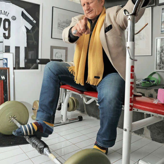 'Henkilöbrändini päälle ei perkele kuseskella!' jyrisee Juhani Tamminen. 'Henkilöbrändini päälle ei perkele kuseskella!' jyrisee Juhani Tamminen.