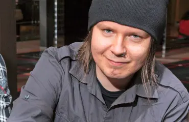 Mitä tapahtui Happoradio-tähti Aki Tykille perhedraaman jälkeen?