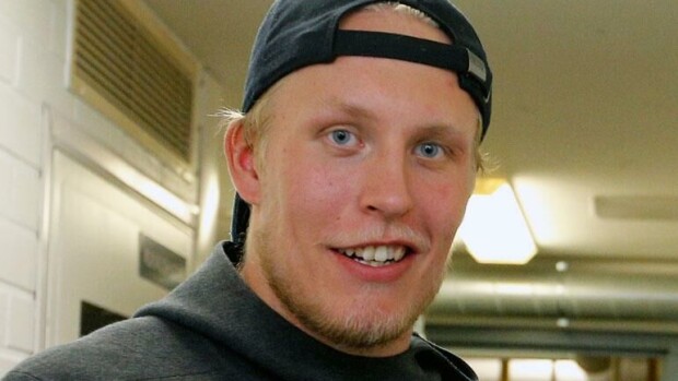 Winnipeg Jets julkaisi hulvattoman kuvaparin Patrik Laineen muuttuneesta ulkonäöstä - katso! Patrik Laine
