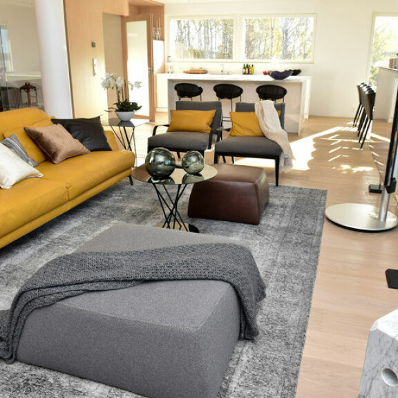 Tunnistatko Suomi-julkkisten sisustus- ja asumistyylit? Katso kuvat ja arvaa, kenen koti! Penthouse