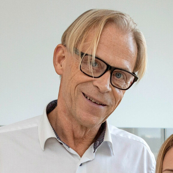 Arvasitko, kenen Suomi-julkkiksen koti on kuvassa? Katso tästä oikeat vastaukset! Toivo Sukari