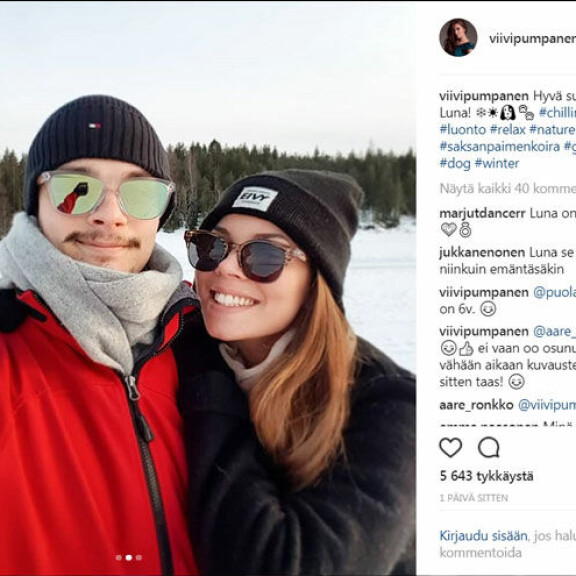 Oho, Viivi Pumpanen julkaisi ensimmäisen yhteiskuvan kiekkoilijarakkaansa kanssa – katso! Viivi Pumpanen ja Otso