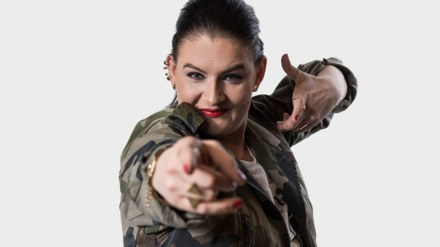 The Voice of Finland -kilpailija näpäyttää Olli Lindholmia – jättää muusikon sanattomaksi: ”Miksi sä laulat?!” Saara Siikanen