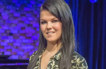 Saara Aalto suunnittelee kesähäitään - saapuuko Simon Cowell juhliin? "Meillä oli hieman draamaa!"
