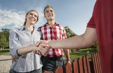 Onko naapurisi parinvaihtaja? Näistä merkeistä tunnistat!