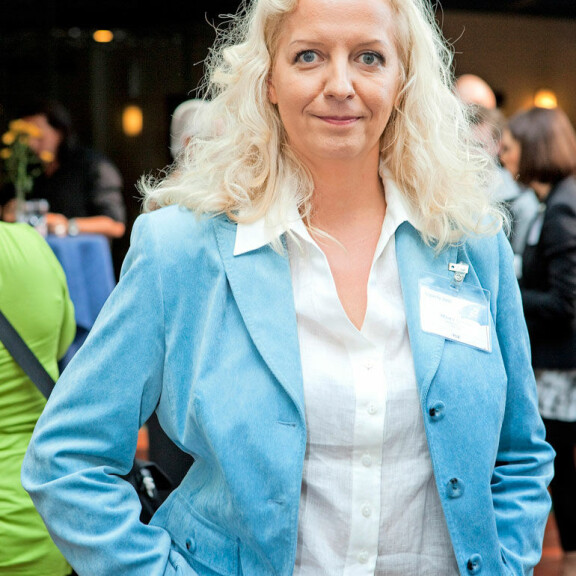 Maarit Tastula järkyttyi Jussi Parviaisen hurjasta väitteestä elämäkertakirjassa: ”Tällaista ei todellakaan ole tapahtunut!” Maarit Tastula