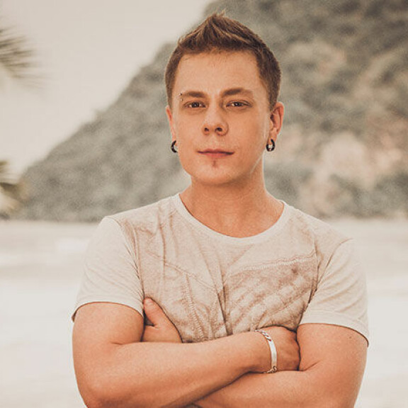 Temptation Island -iltanuotiolla petytään ja pelätään – tämä seksipommi sekoittaa pakkaa: Elias on ihan valmis vaihtamaan muijaa! sammy