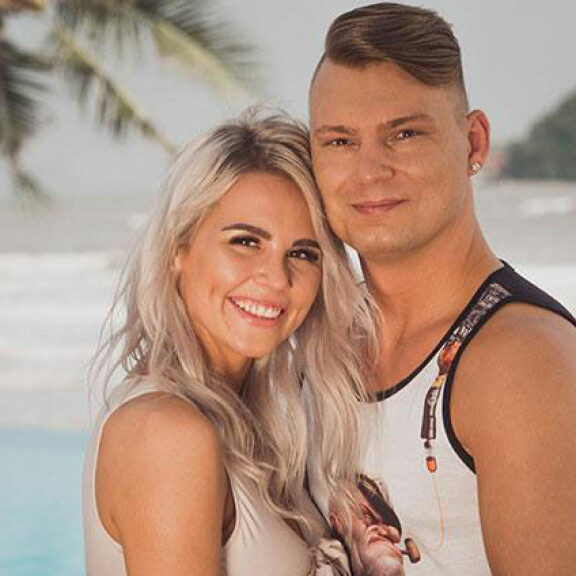 Temptation Islandilla ”hyvät tissit” ovat kovaa valuuttaa: yksi sinkku haluaa pudottaa Bile-Danin asfalttiin – toinen nuolla avovaimon jäkälää! dani ja eve