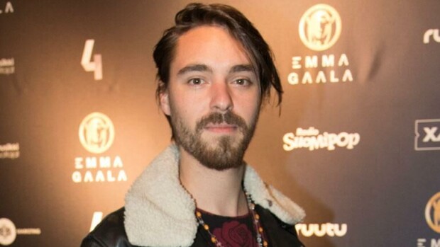 Nyt se on virallista! Maryam Razavi ja uusi kulta Leo Stillman julistavat rakkauttaan lemmekkäällä yhteiskuvalla - katso! Leo Stillman Emma-gaala.