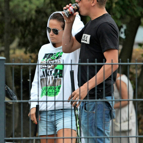 Kimin tuleva vaimo Minttu kyllästyi nopeasti miehensä kännäämisen. Kuva on suhteen alusta vuodelta 2013. Kimin tuleva vaimo Minttu kyllästyi nopeasti miehensä kännäämisen. Kuva on suhteen alusta vuodelta 2013.