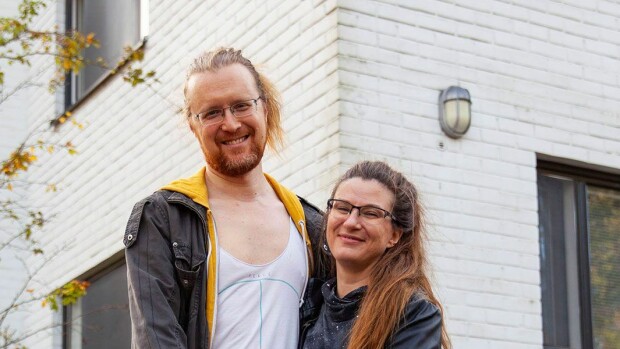 Huomasitko? Rikkaat ja rahattomat -perheenisä etsi aiemmin seuraa takapuoli paljaana televisiossa rikkaat_ja_rahattomat_kausi_2_jakso_7_yakup_albekoglu_ulpu_korpi_lapset_amos_albekoglu_mimosa_albekoglu_01_1_13b185356a.jpg