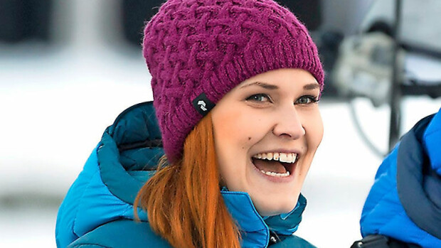 Yle kielsi toimittaja Laura Arffmania haastattelemasta olympialaisissa hiihtäjämiestään: julkaisi nyt hempeän rakkauskuvan stadionilta - katso! Laura Arffman
