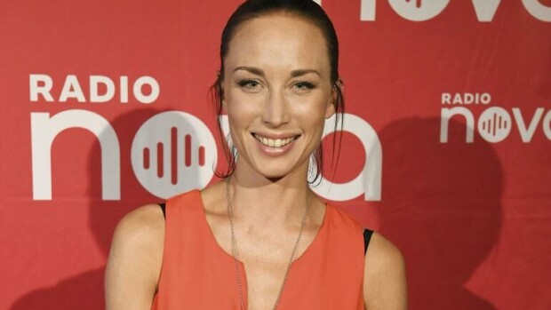 Ooh la la, mikä bikinibeibe! Niina Backman lomailee perheensä kanssa uskomattomissa maisemissa - kuvat! Niina Backman