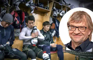 Korealaiset jäällä uudessa dokumentissa - Antero Mertaranta selostaa! Katso hulvaton Hockey Dreams -traileri