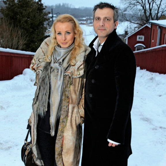 Nooran ja julkkistaikuri Alfonso Riosin yli kymmenen vuoden suhde päättyi eroon syksyllä 2013. Nooran ja julkkistaikuri Alfonso Riosin yli kymmenen vuoden suhde päättyi eroon syksyllä 2013.