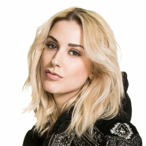 Radiokanavan somessa kännisekoiluaan kuvannut ja julkaissut Jekku Berglund ehdolla vuoden sisällöntekijäksi Radiogaalassa Jekku Berglund