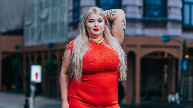 OnlyFansilla tienaava Anna julistautuu tv:ssä 'läskiaktivistiksi” – on joutunut kohtaamaan järkyttävää kohtelua kokonsa vuoksi annaroininen_yle_7058d57c96.jpg