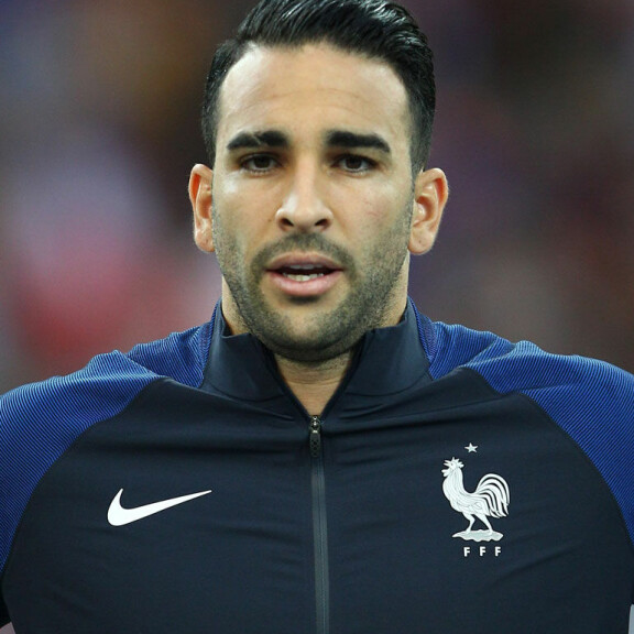 Adil Rami edusti Ranskaa vuoden 2016 EM-kisoissa. Adil Rami edusti Ranskaa vuoden 2016 EM-kisoissa.