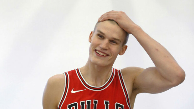 Suomalainen NBA-vauva! Koripalloilija Lauri Markkasen lapsi syntyi - katso, tuliko tyttö vai poika! Lauri Markkanen