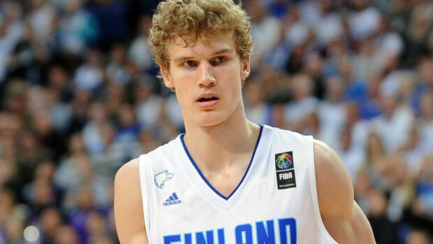 Lauri Markkasen lapsi syntyi?! Jäi pois Chicago Bullsin harjoituksista täysin yllättäen! Lauri Markkanen
